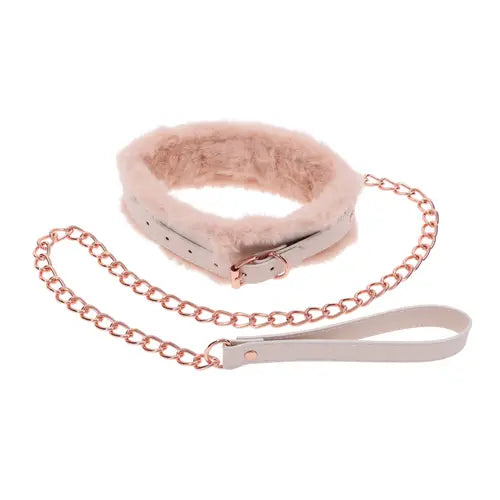 peaches and cream fur-lined collar with rose gold chain