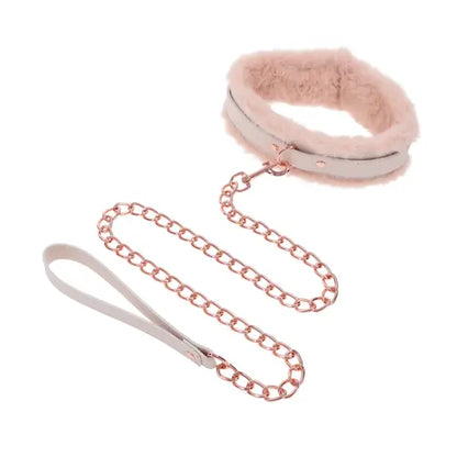 peaches and cream fur-lined collar with rose gold chain