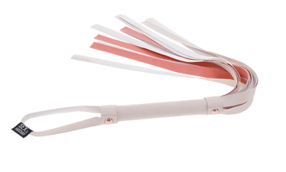 peaches and creame flogger against white background